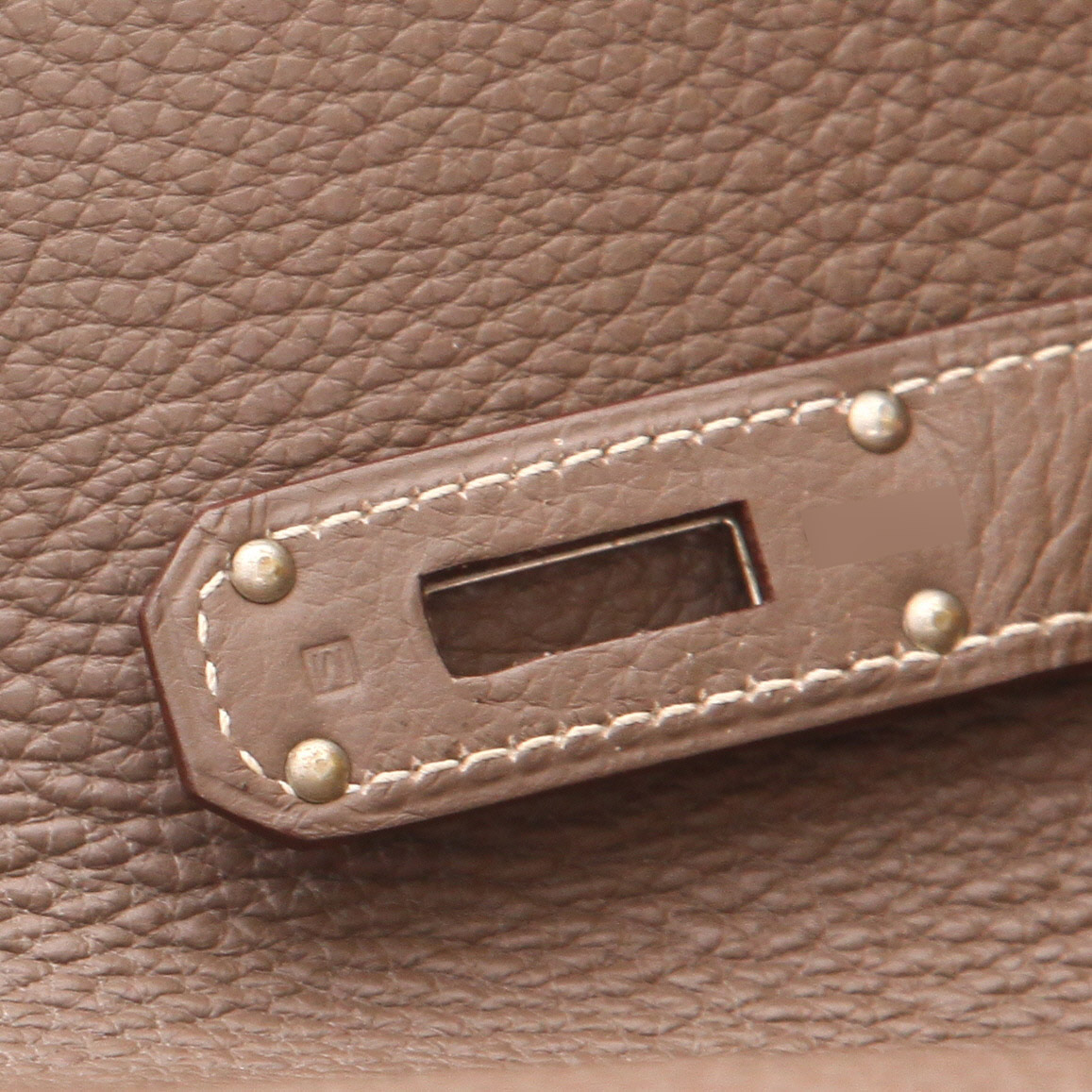 Borsa Hermès  Kelly Shoulder in pelle togo etoupe - Detail D4