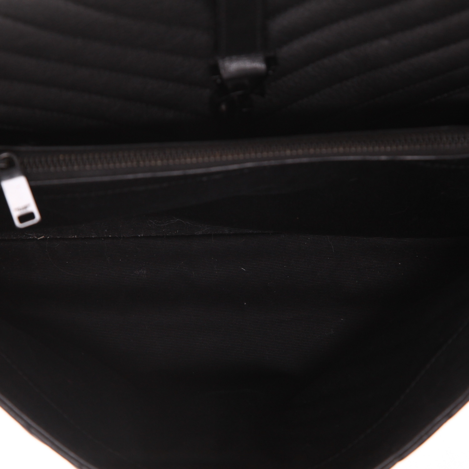 Bolso de mano Saint Laurent  College en cuero acolchado con motivos de espigas negro - Detail D3