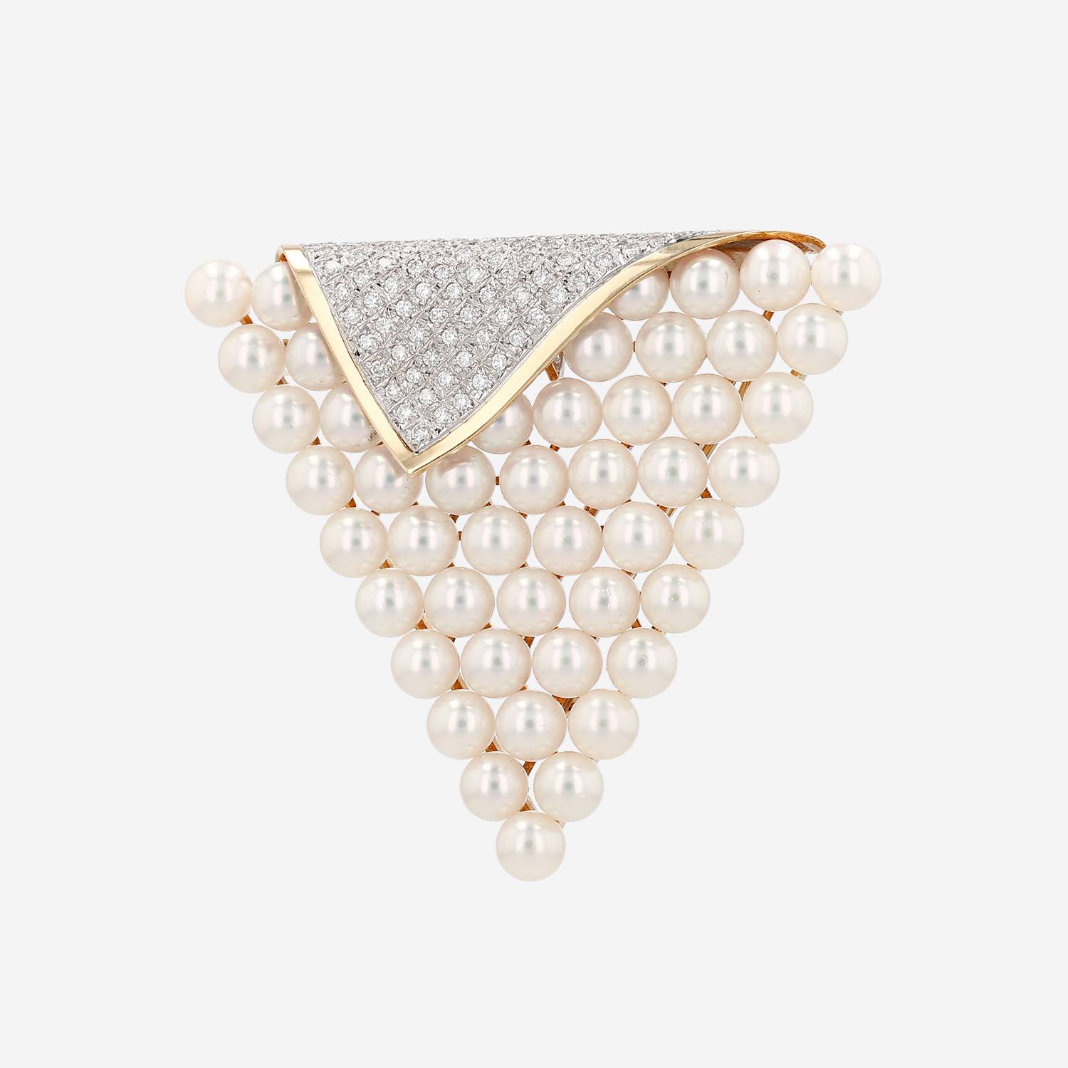 Vintage  brooch-pendant in yellow gold, 14 carats yellow gold and cultured pearland in diamonds