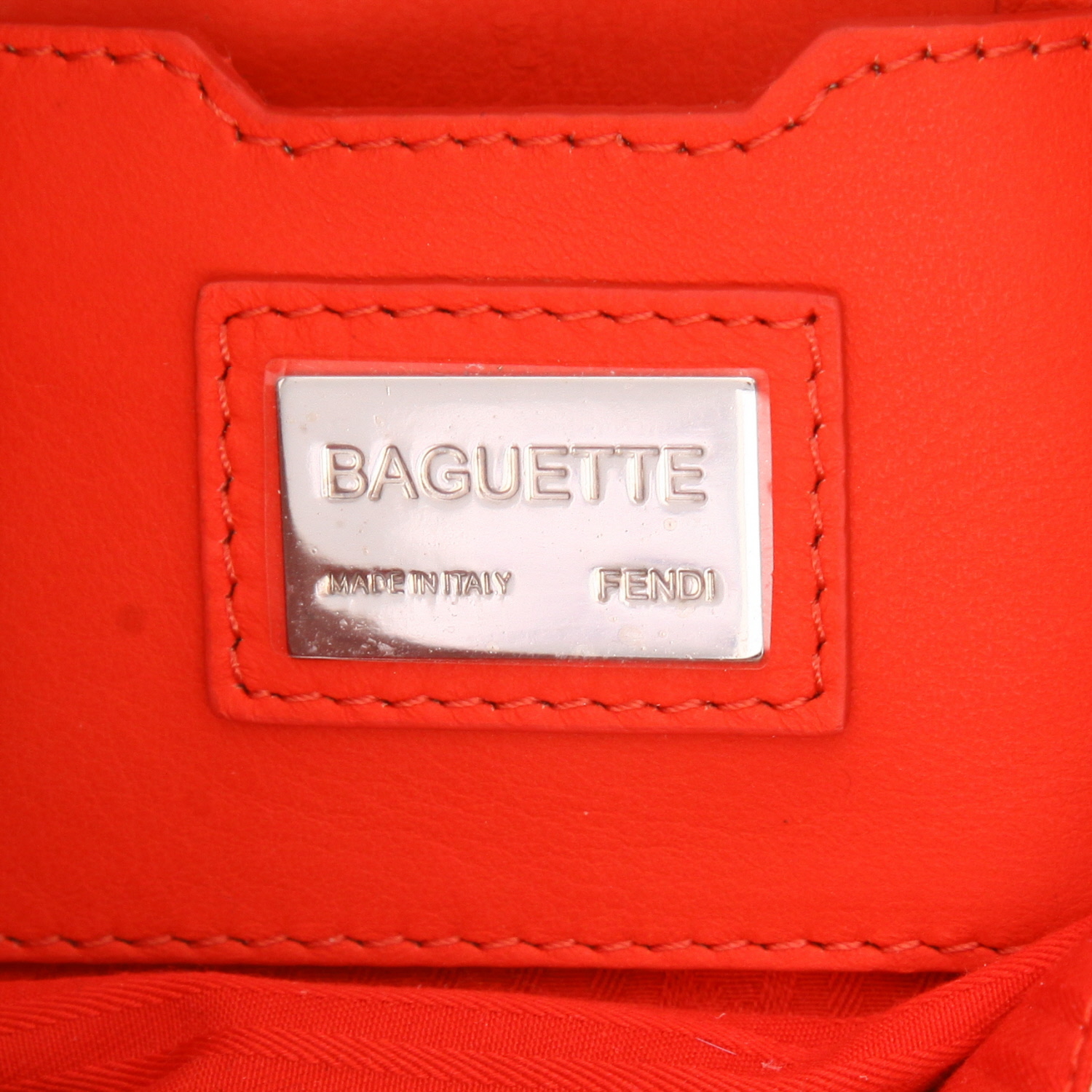 Fendi  Baguette handbag  in red, blue, white and black leather  and blue furr - Detail D2