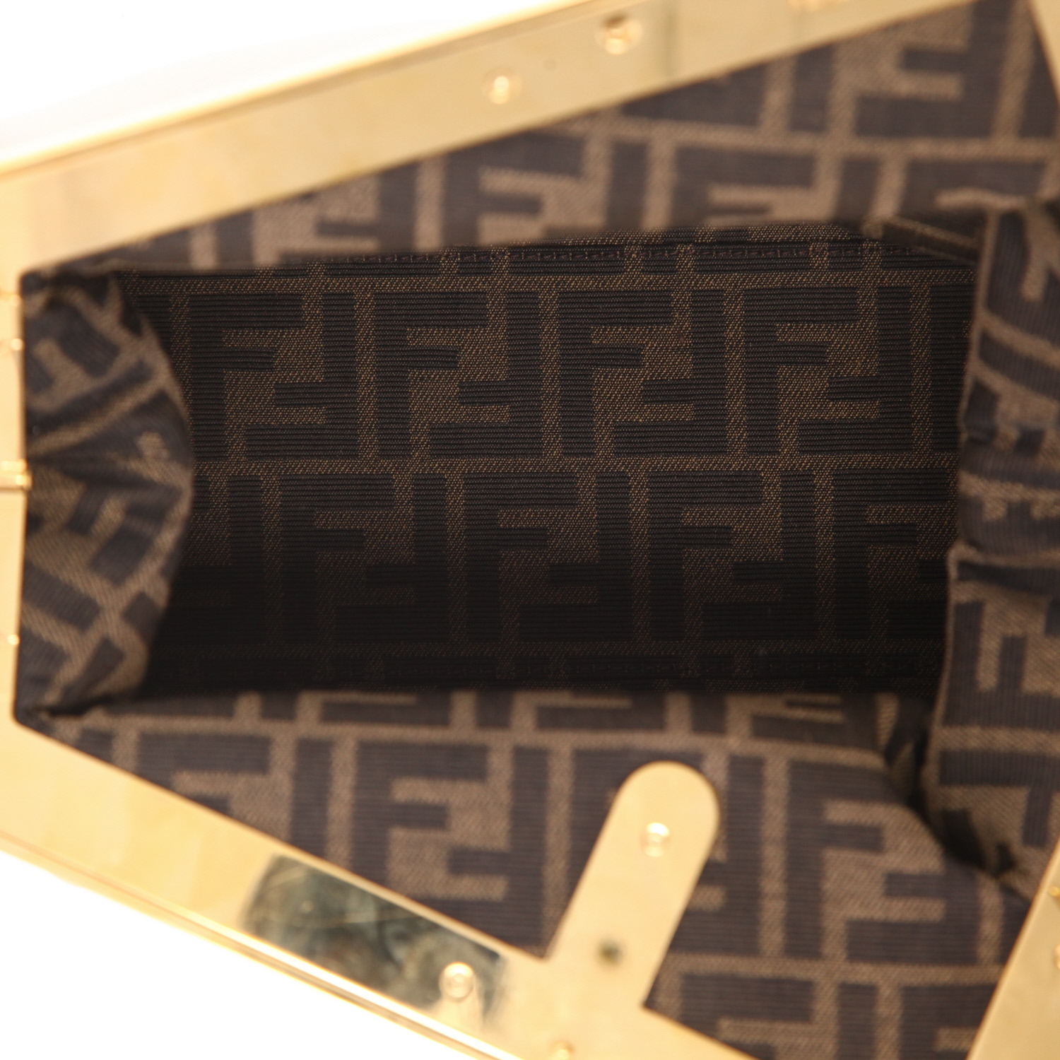 Bolso de mano Fendi  First en cuero beige - Detail D3