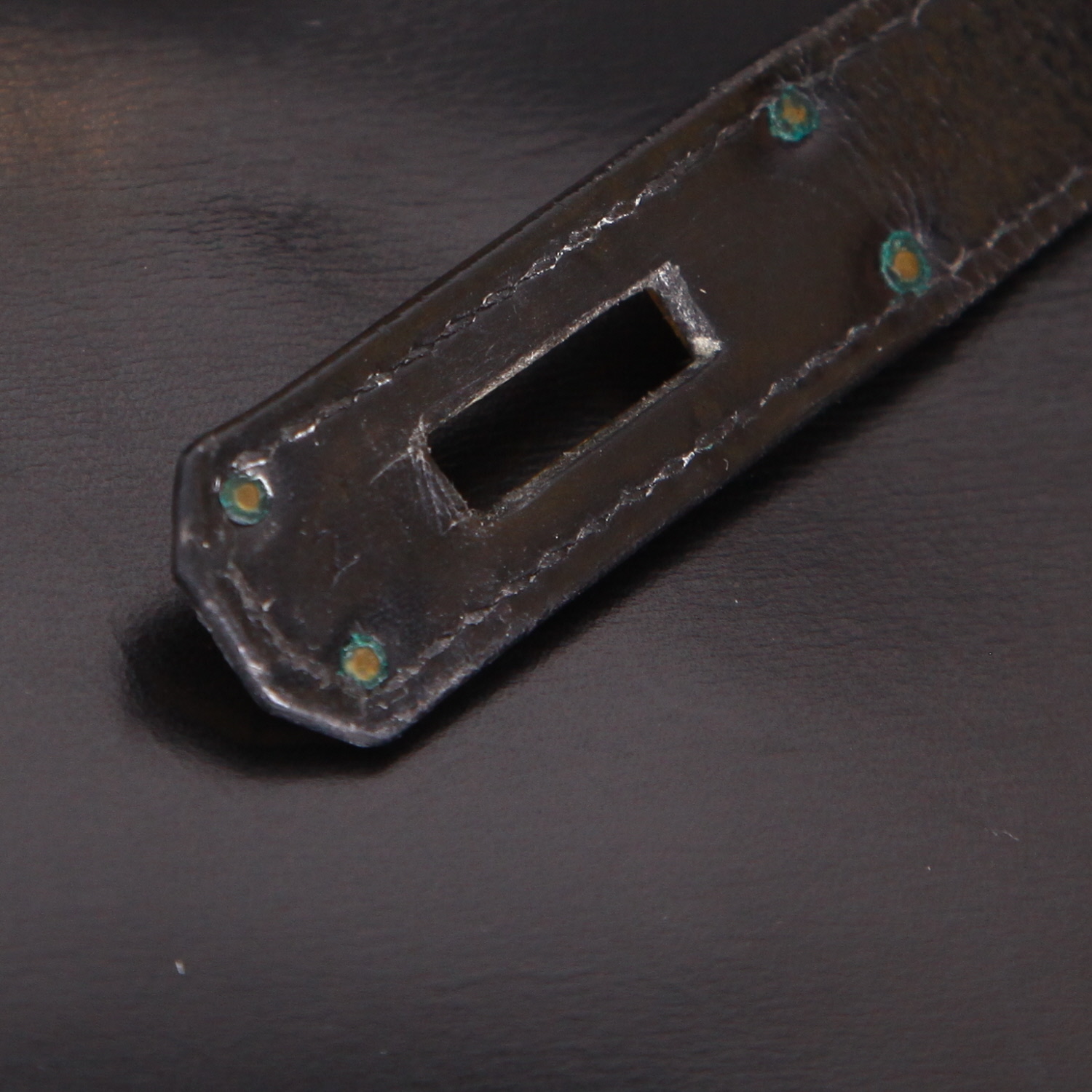 Bolso Hermès Kelly de 32 cm, de piel negra tipo «box» - Detail D4