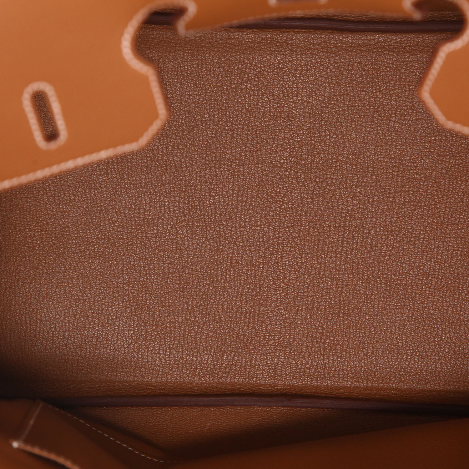 Bolso de mano Hermès  Birkin 35 cm en cuero togo color oro - Detail D3