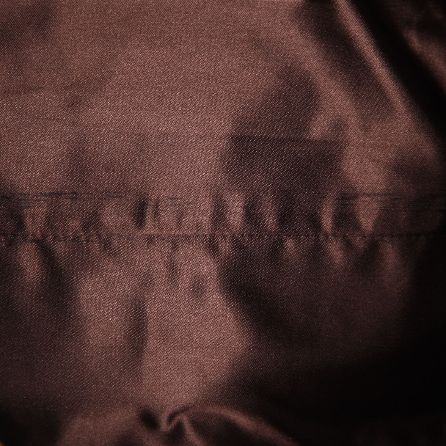 Sac à main Chanel  Coco cabas en cuir marron - Detail D3