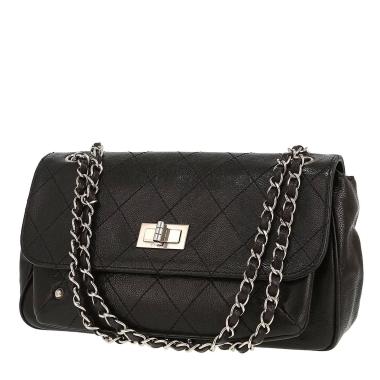 Chanel   handbag  in black quilted grained leather