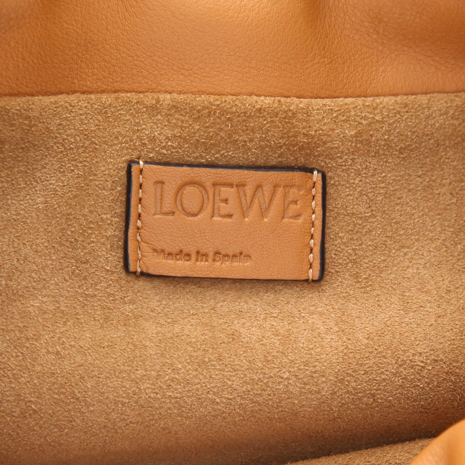 Bolso bandolera Loewe «Flamenco clutch» de piel marrón - Detail D2