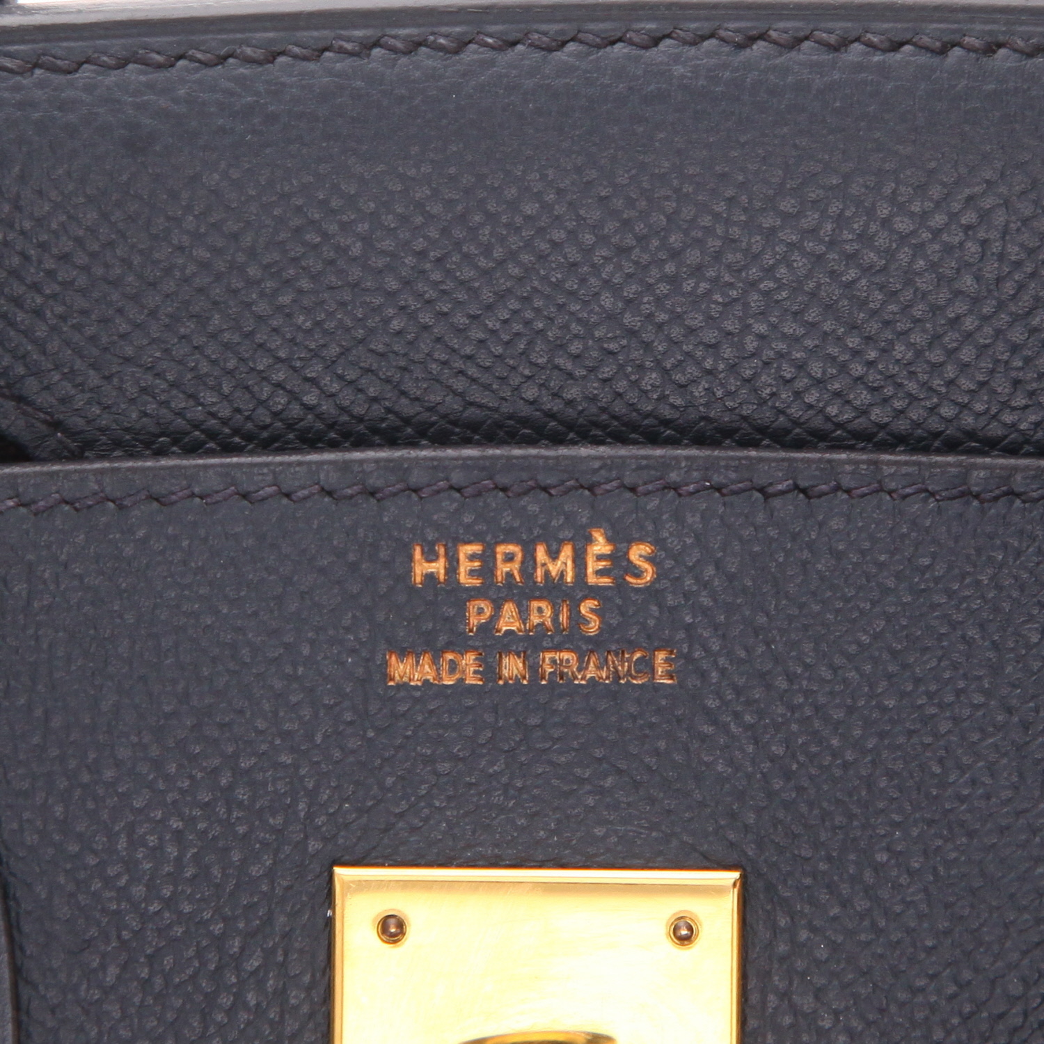 Bolso de mano Hermès  Birkin 30 cm en cuero Courchevel azul - Detail D2
