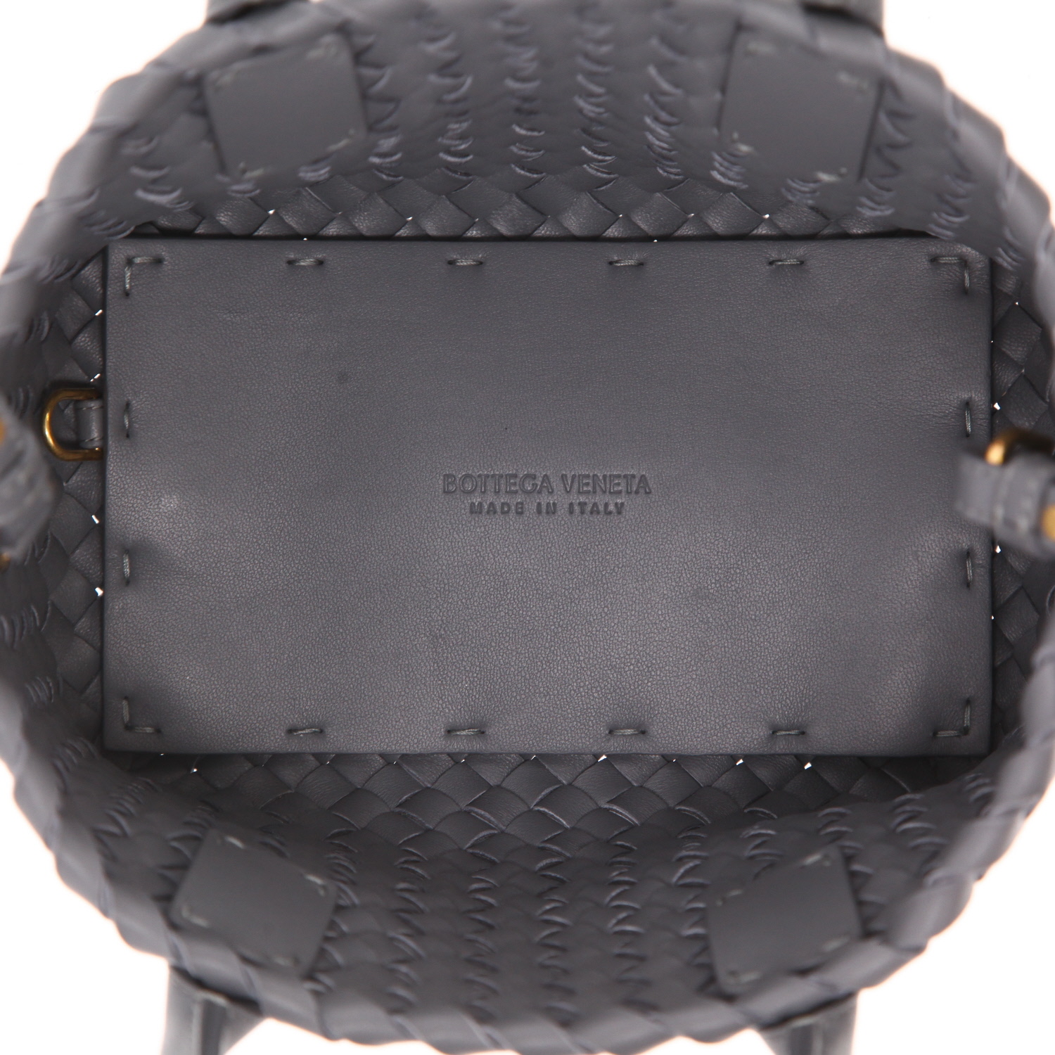 Bolso Cabás Bottega Veneta  Cabat modelo pequeño  en cuero intrecciato gris - Detail D3