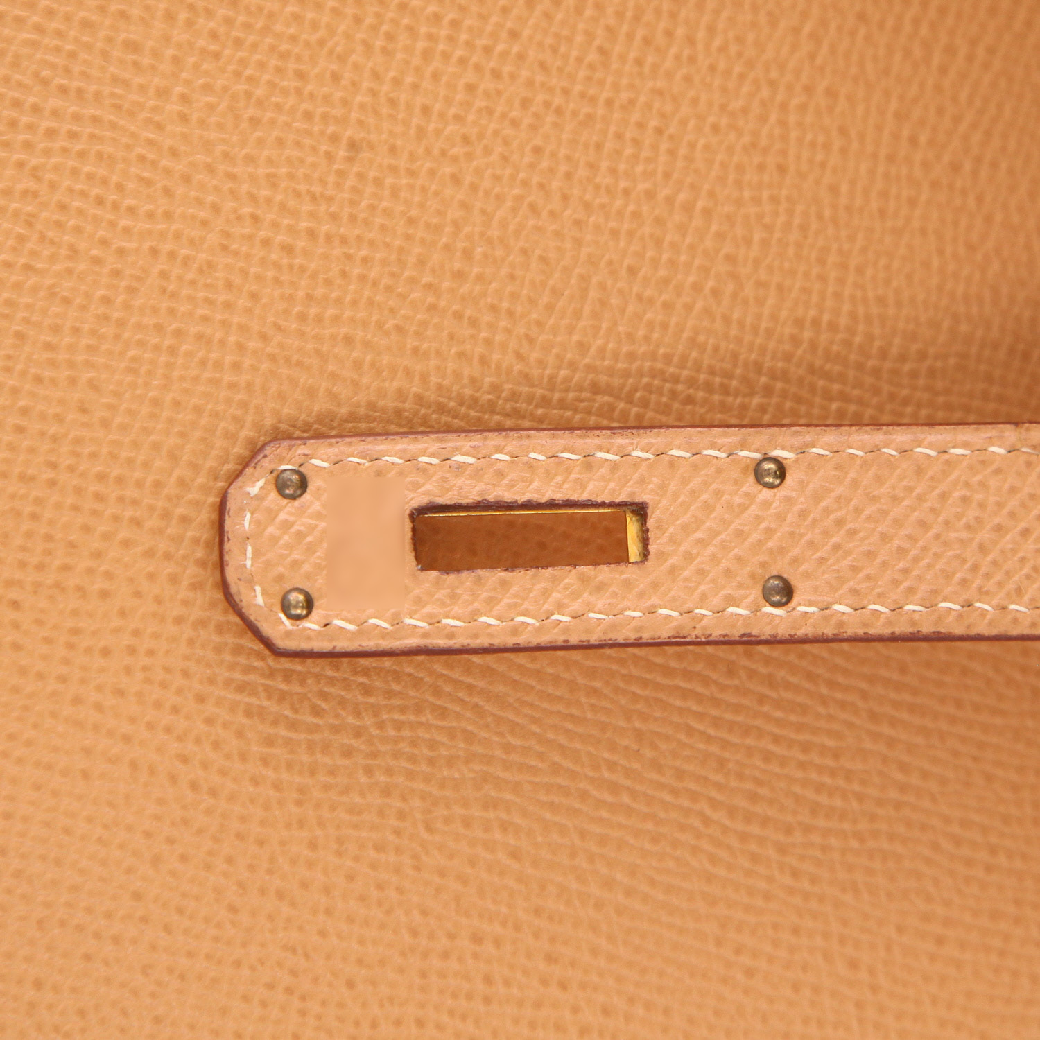 Sac à main Hermès  Kelly 32 cm en cuir Courchevel gold - Detail D4