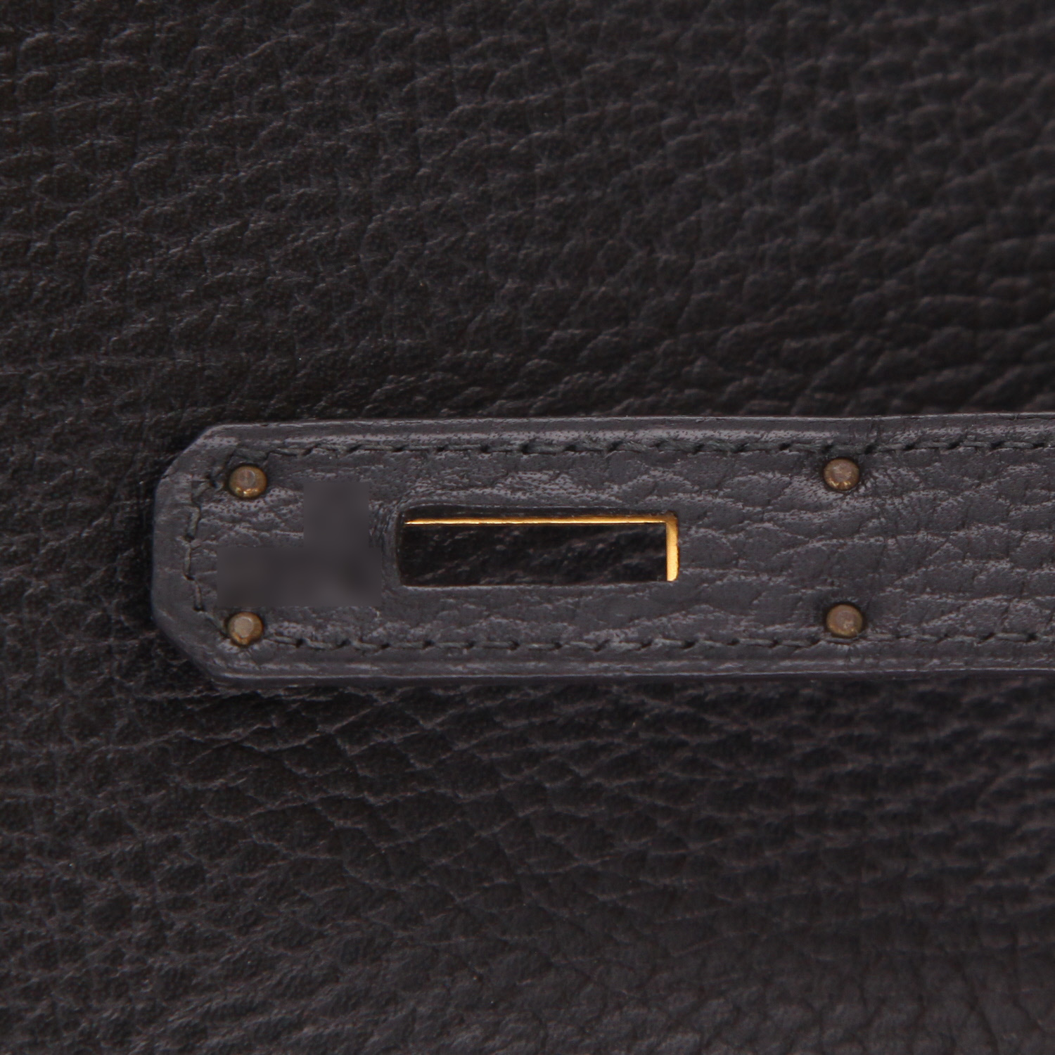 Bolso de mano Hermès  Kelly 28 cm en cuero Ardenne negro - Detail D4