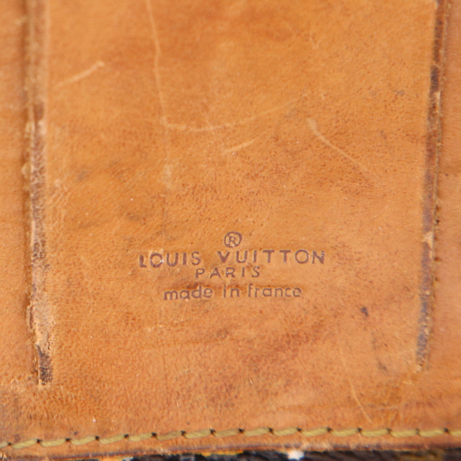 Maleta Louis Vuitton Alzer 70 en lona Monogram marrón y cuero natural - Detail D3