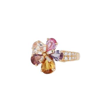 Bague Bulgari Sapphire Flower moyen modèle en or jaune, saphirs de couleur et diamants