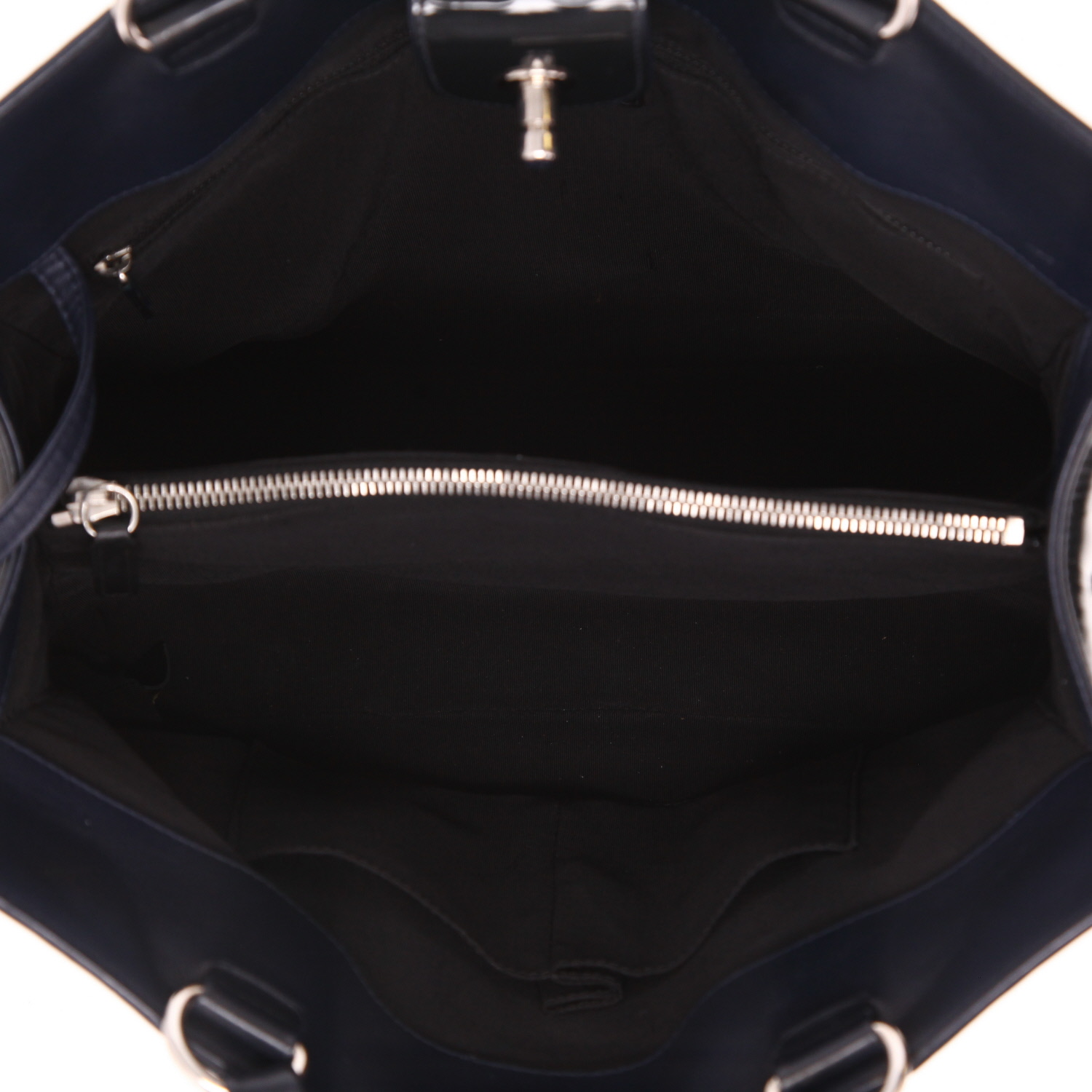 Borsa Chanel  Boy in pelle verniciata e foderata blu marino - Detail D3