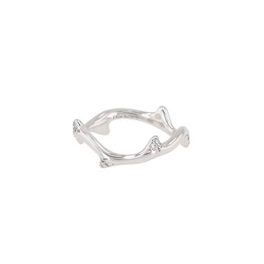 Bague Dior Bois de Rose en or blanc et diamants