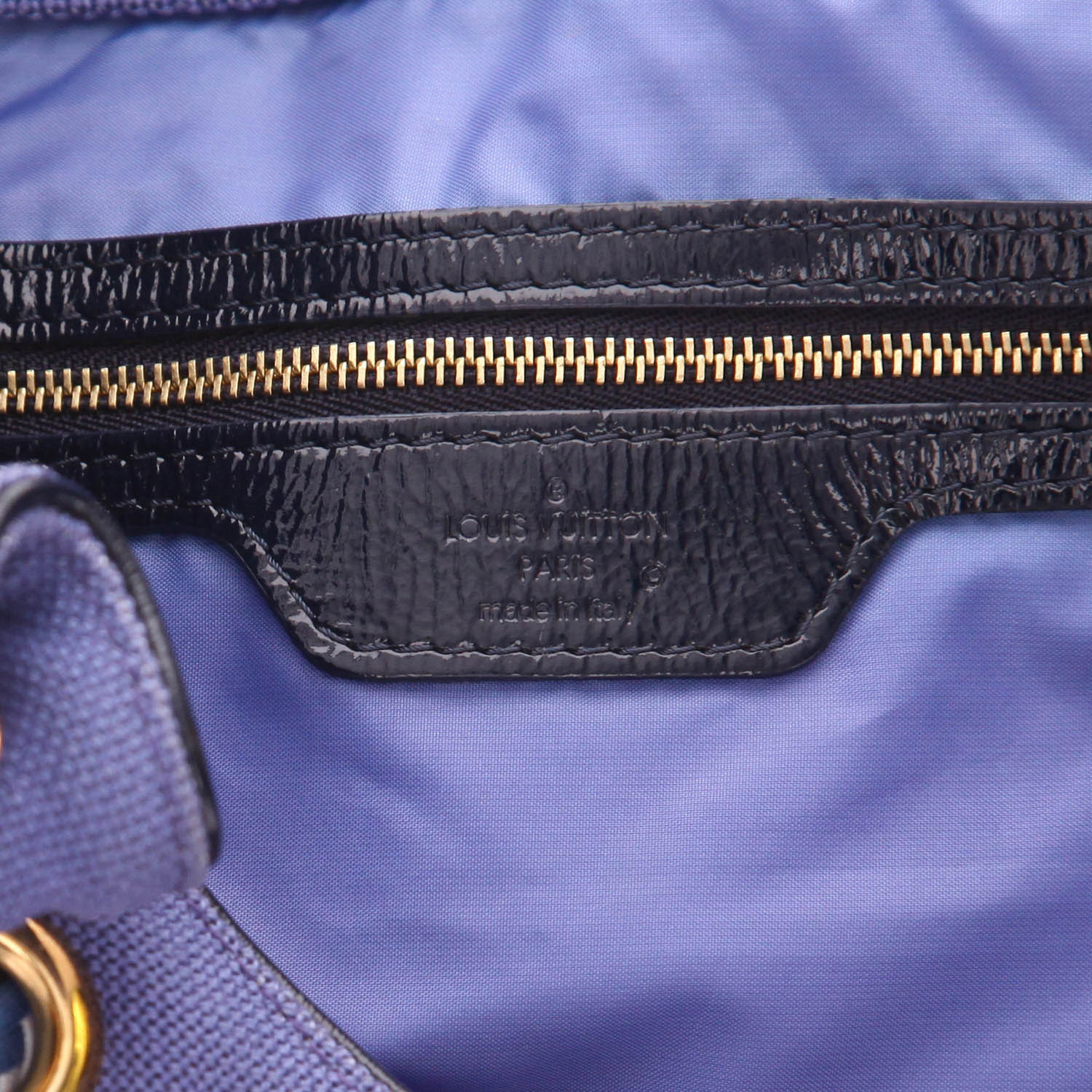 Sac cabas Louis Vuitton Trunk Editions Limitées en tissu-éponge noir blanc et bleu - Detail D2