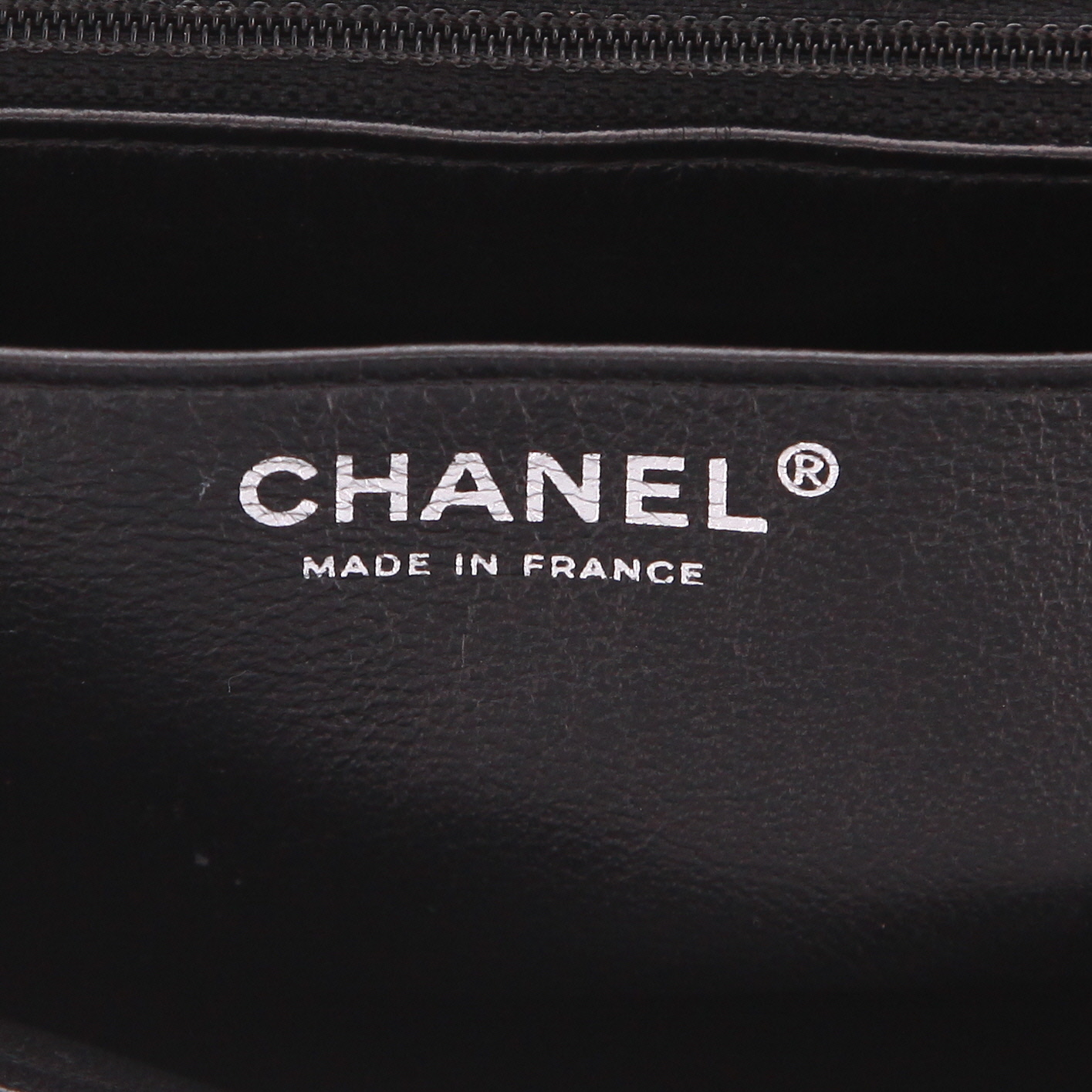 Borsa a tracolla Chanel  Timeless Jumbo in pelle martellata e trapuntata nera - Detail D2