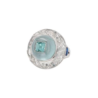Cartier Etourdissante ring in platinium, diamonds and precious stones