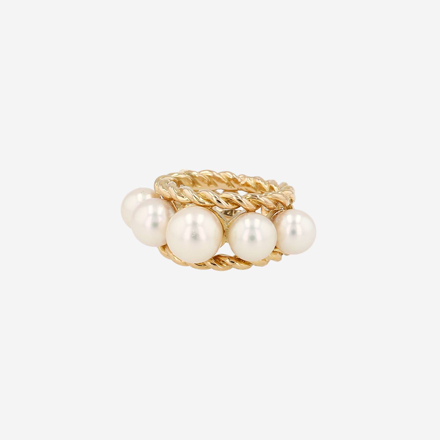Mellerio  ring in yellow gold and cultured pearls Mellerio  ring in yellow gold and cultured pearls