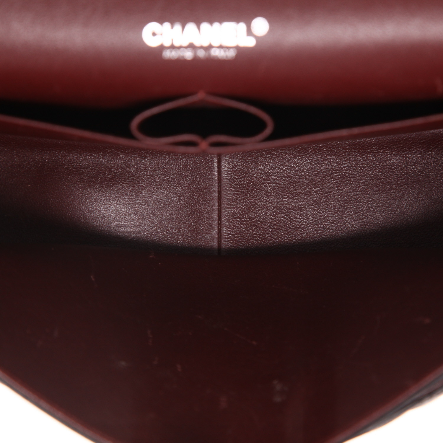 Sac bandoulière Chanel  Timeless Maxi Jumbo en cuir matelassé noir - Detail D3