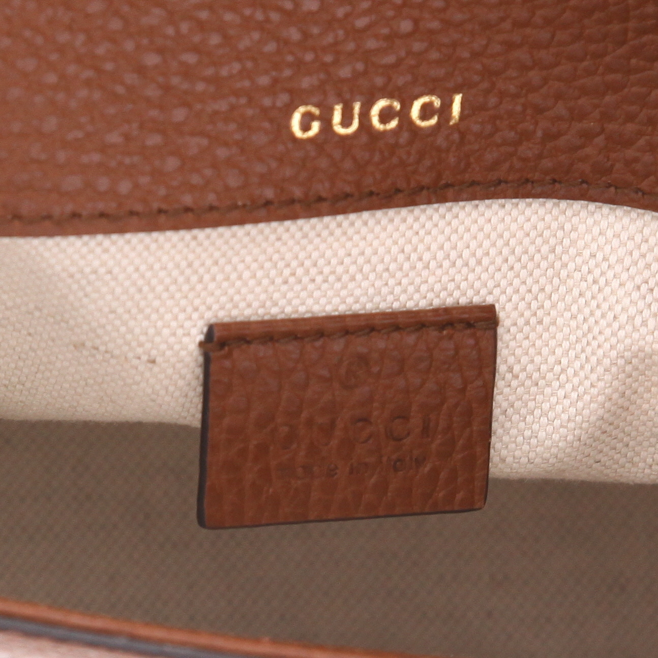 Gucci  1955 Horsebit mini  shoulder bag  in blue monogram denim canvas  and brown leather - Detail D2