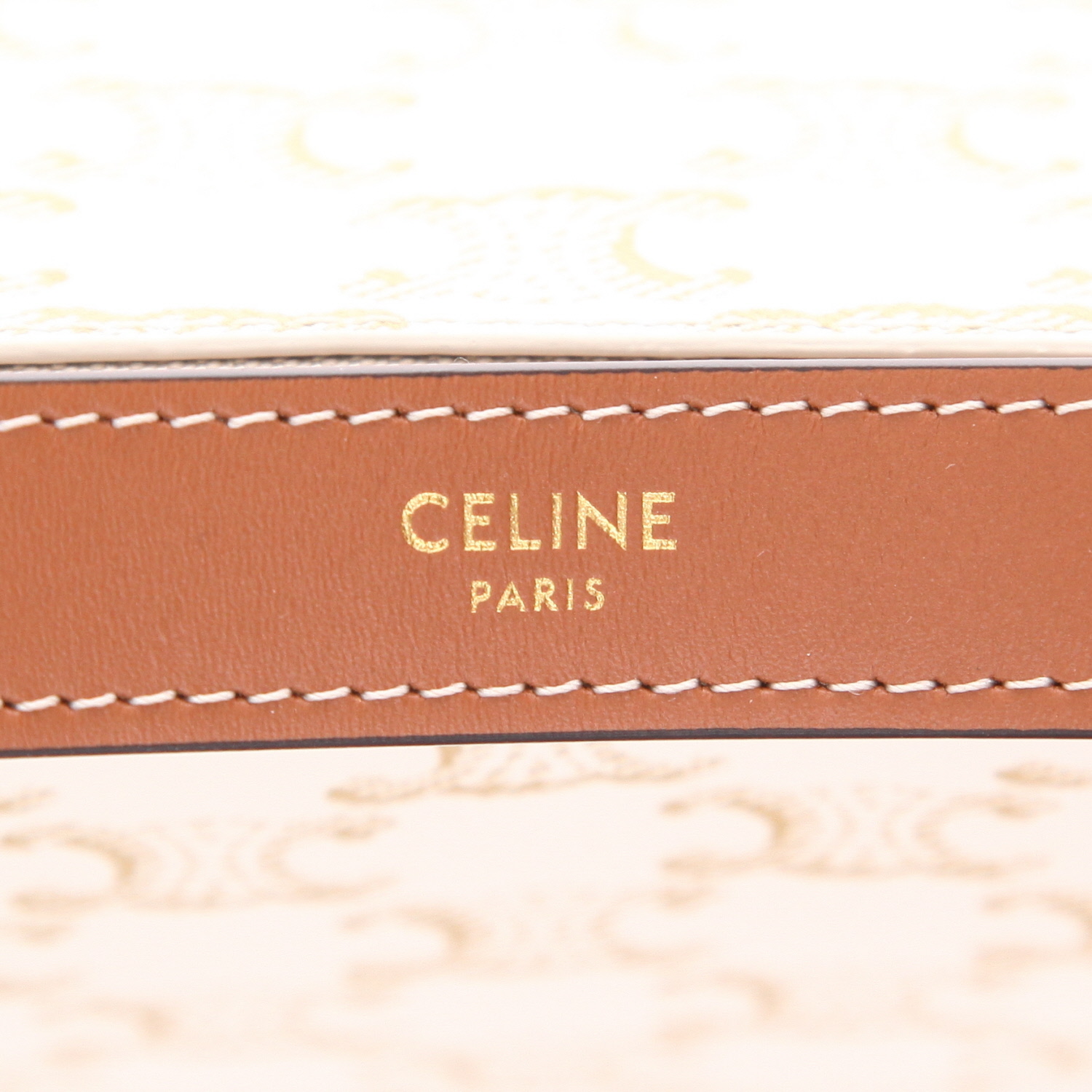 Bolso de mano Celine  Ava modelo mediano  en tejido "Triomphe" blanco y cuero marrón - Detail D2