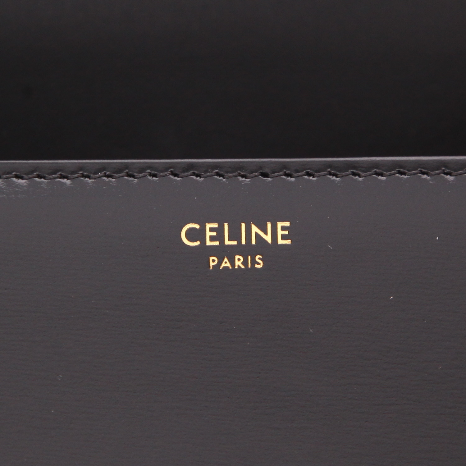 Borsa a tracolla Celine  Triomphe Teen in pelle nera - Detail D2