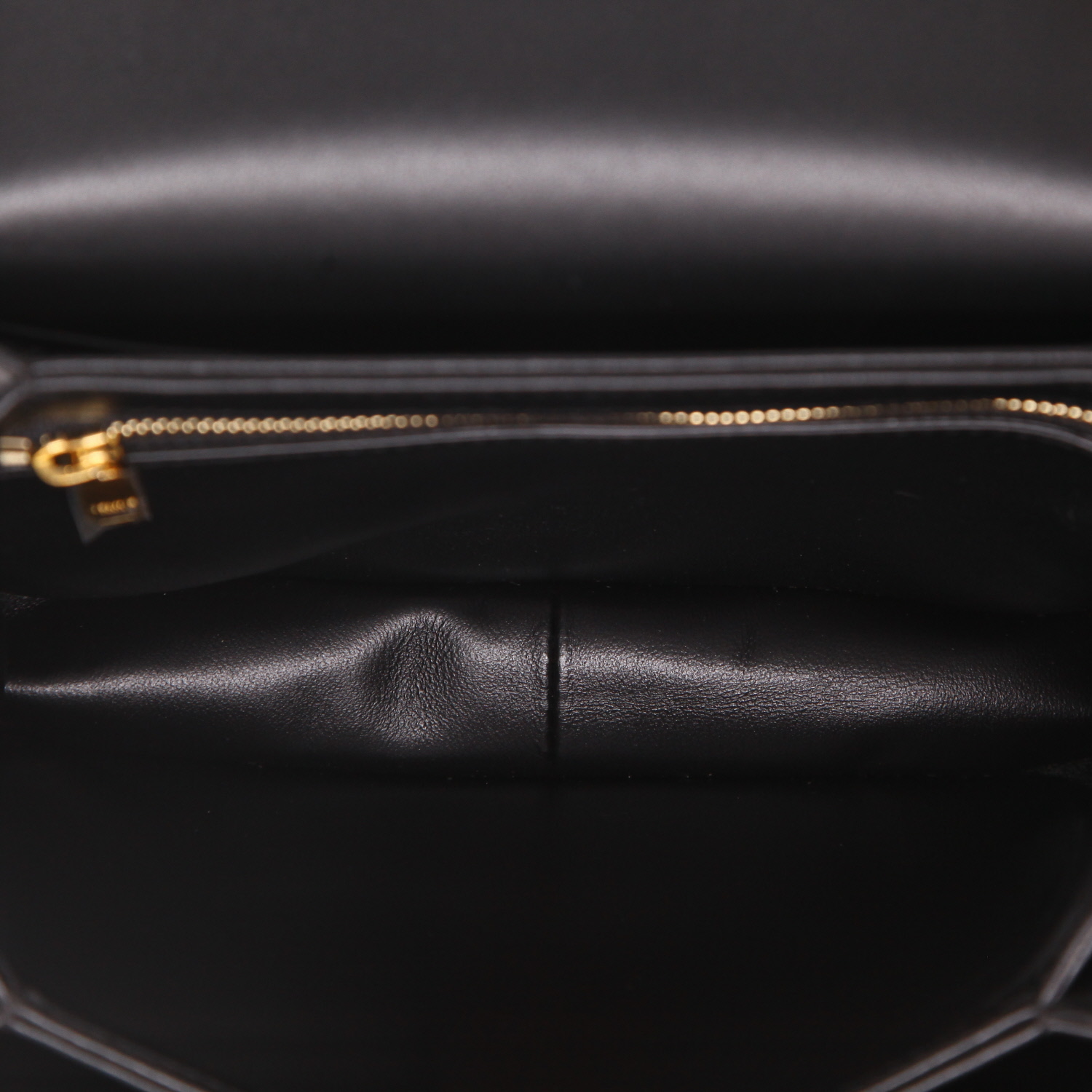 Borsa a tracolla Celine  Triomphe Teen in pelle nera - Detail D3