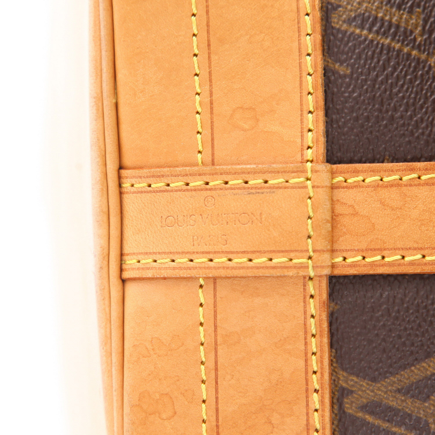 Bolso de mano Louis Vuitton  Noé en lona Monogram marrón y cuero natural - Detail D2