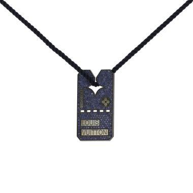 Colgante de Louis Vuitton de oro ennegrecido y zafiros