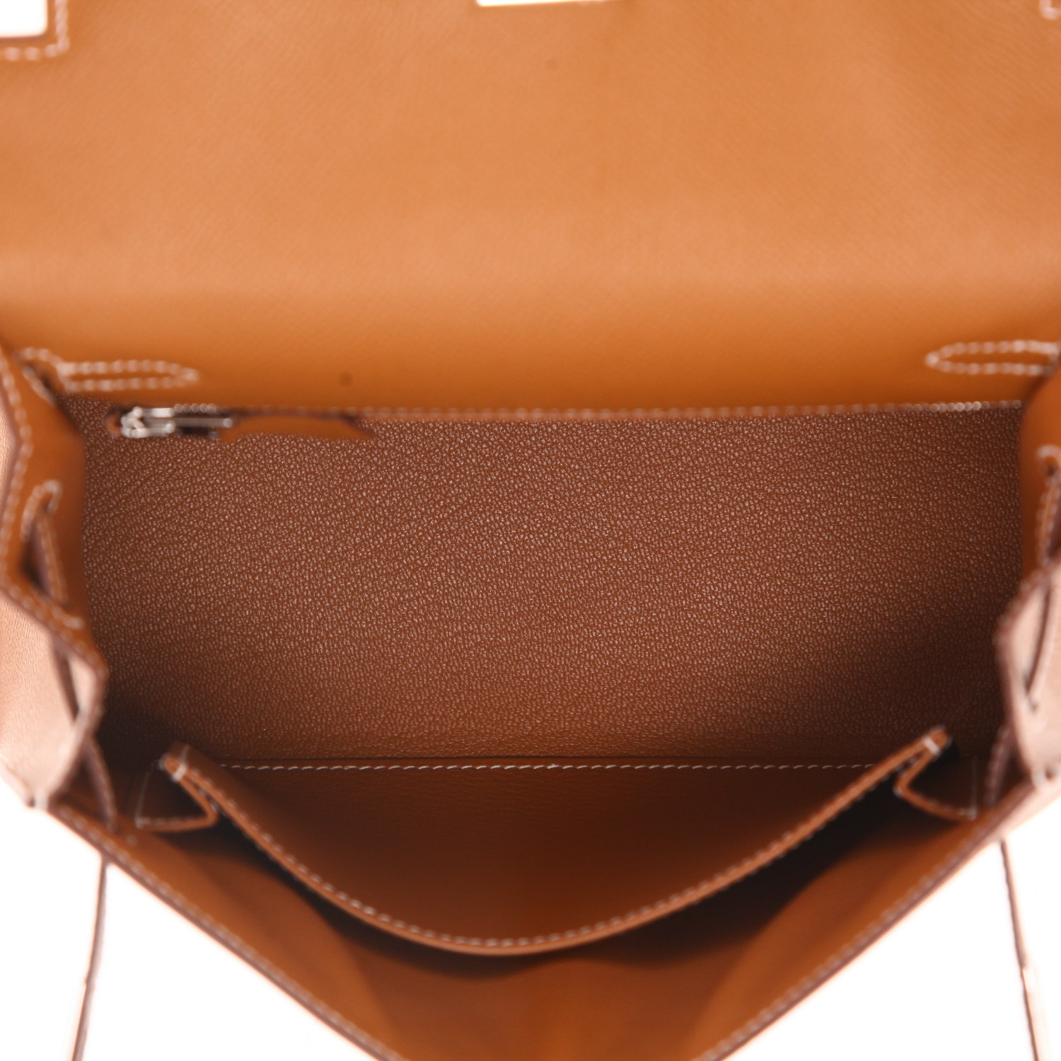 Bolso de mano Hermès  Kelly 25 cm en cuero epsom color oro - Detail D3