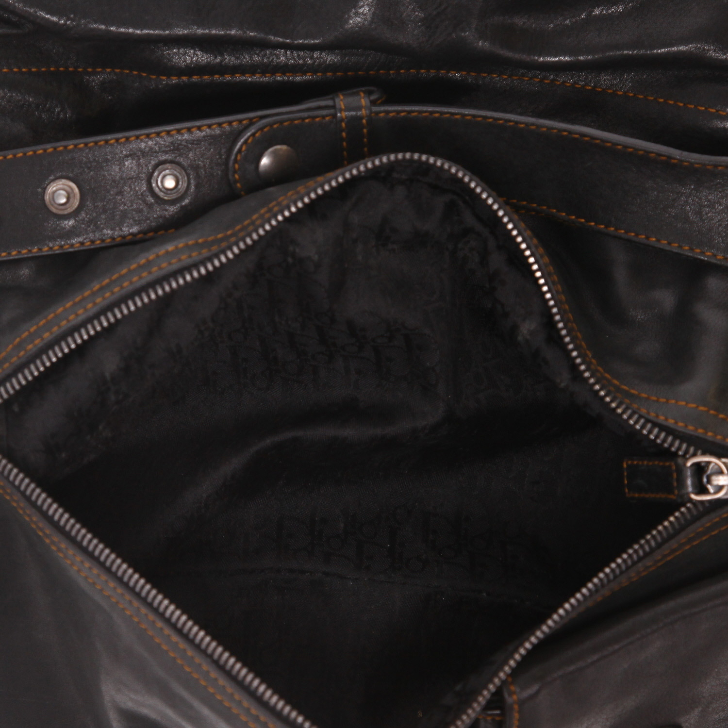 Bolso para llevar al hombro o en la mano Dior  Gaucho en cuero marrón y junco color caramelo - Detail D3