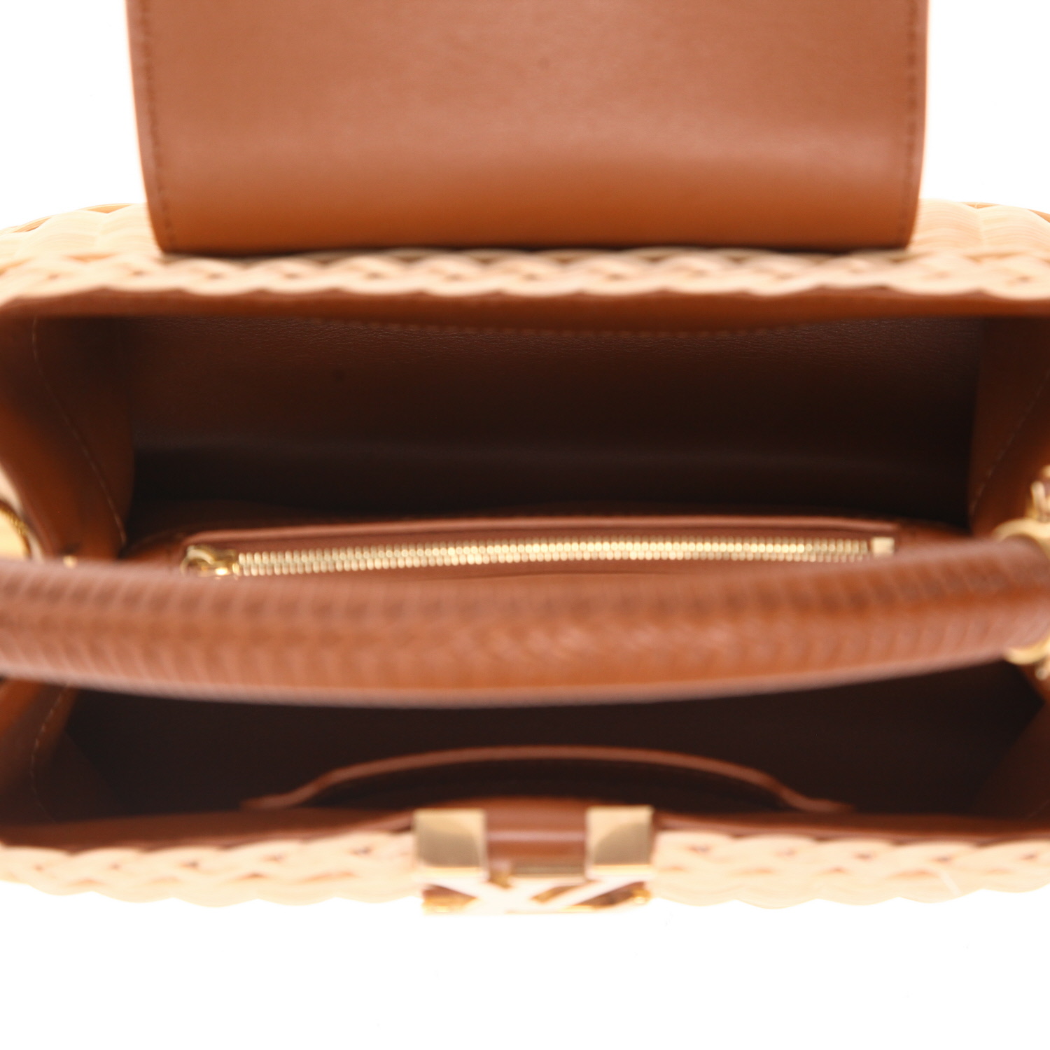 Bolso de mano Louis Vuitton  Capucines en mimbre y cuero marrón - Detail D3