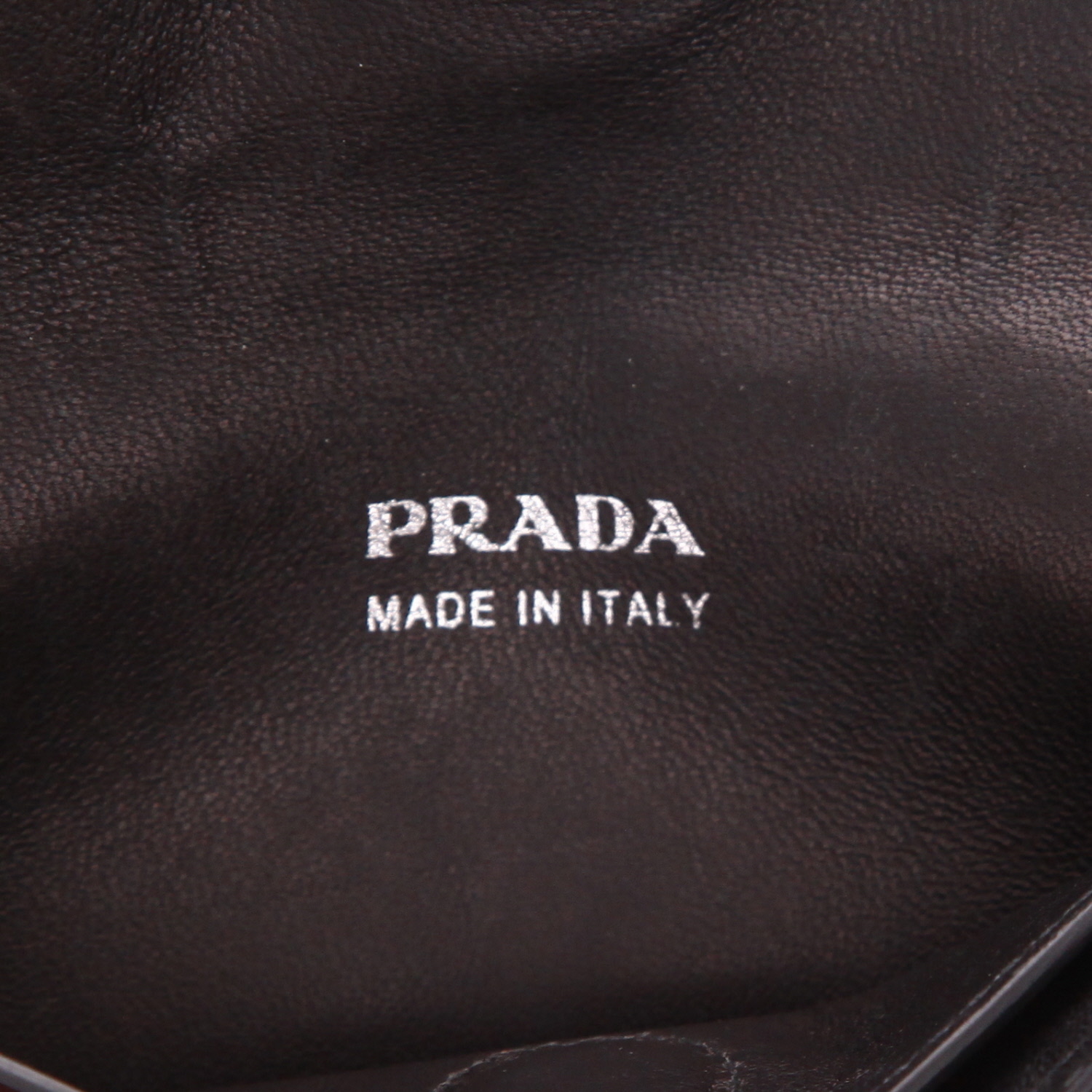 Prada  Double Turn Lock handbag  in burgundy and black leather - Detail D2