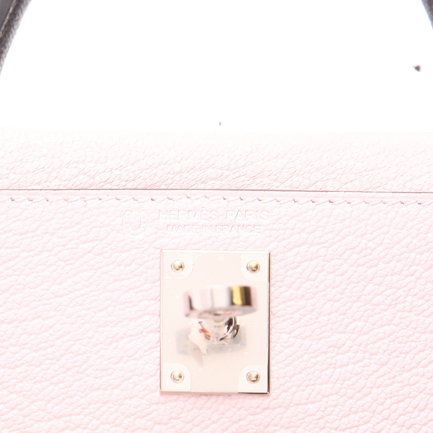 Borsa a tracolla Hermès  Kelly 20 cm in pelle Mysore Mauve Pâle e nera - Detail D2