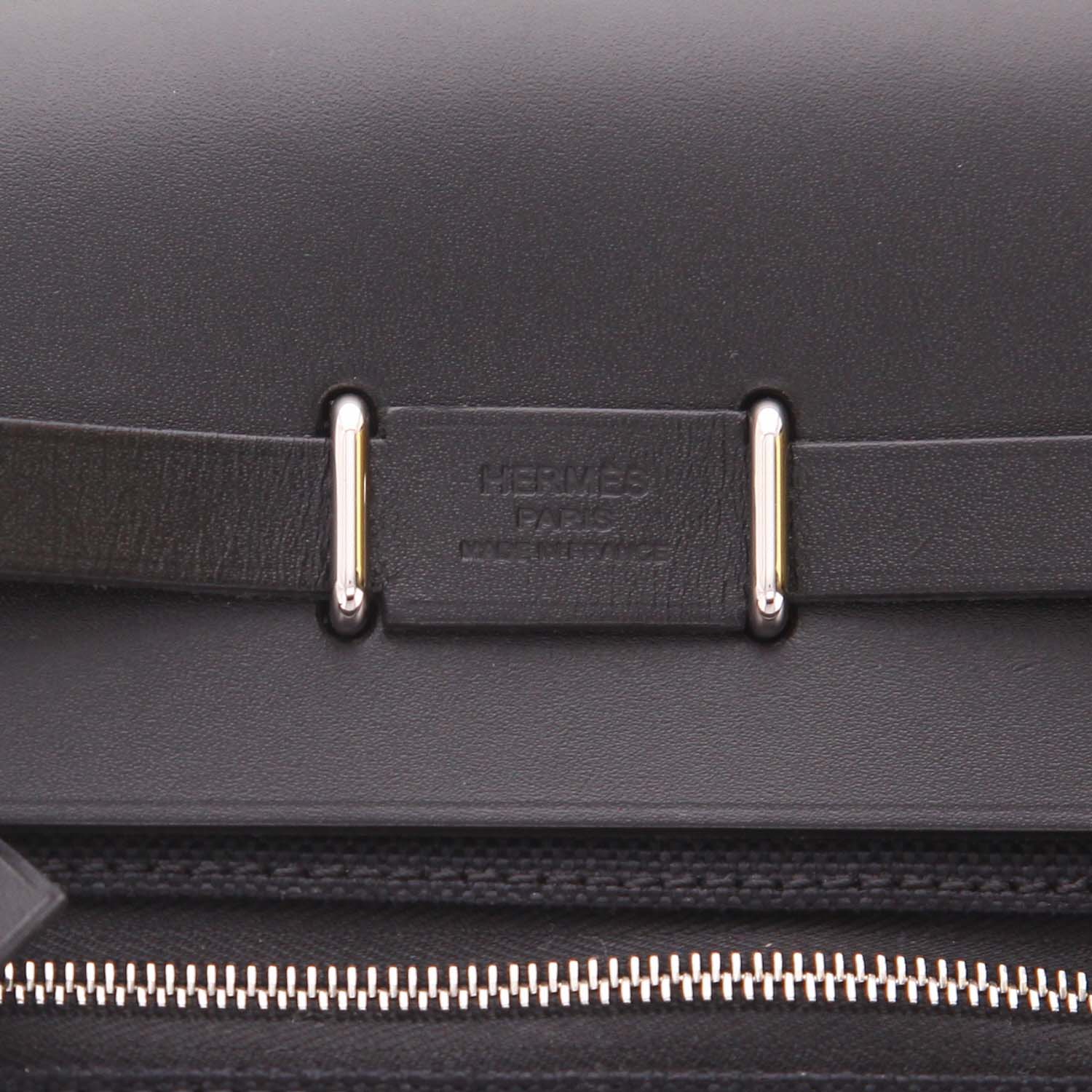 Hermès  Mini Herbag shoulder bag  in black canvas and leather - Detail D2