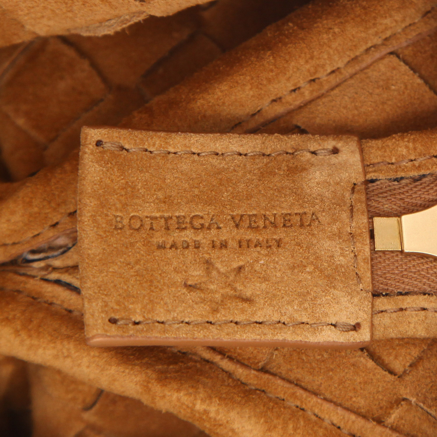 Borsa a tracolla Bottega Veneta  Camera Loop in intrecciato Veau velours marrone - Detail D2