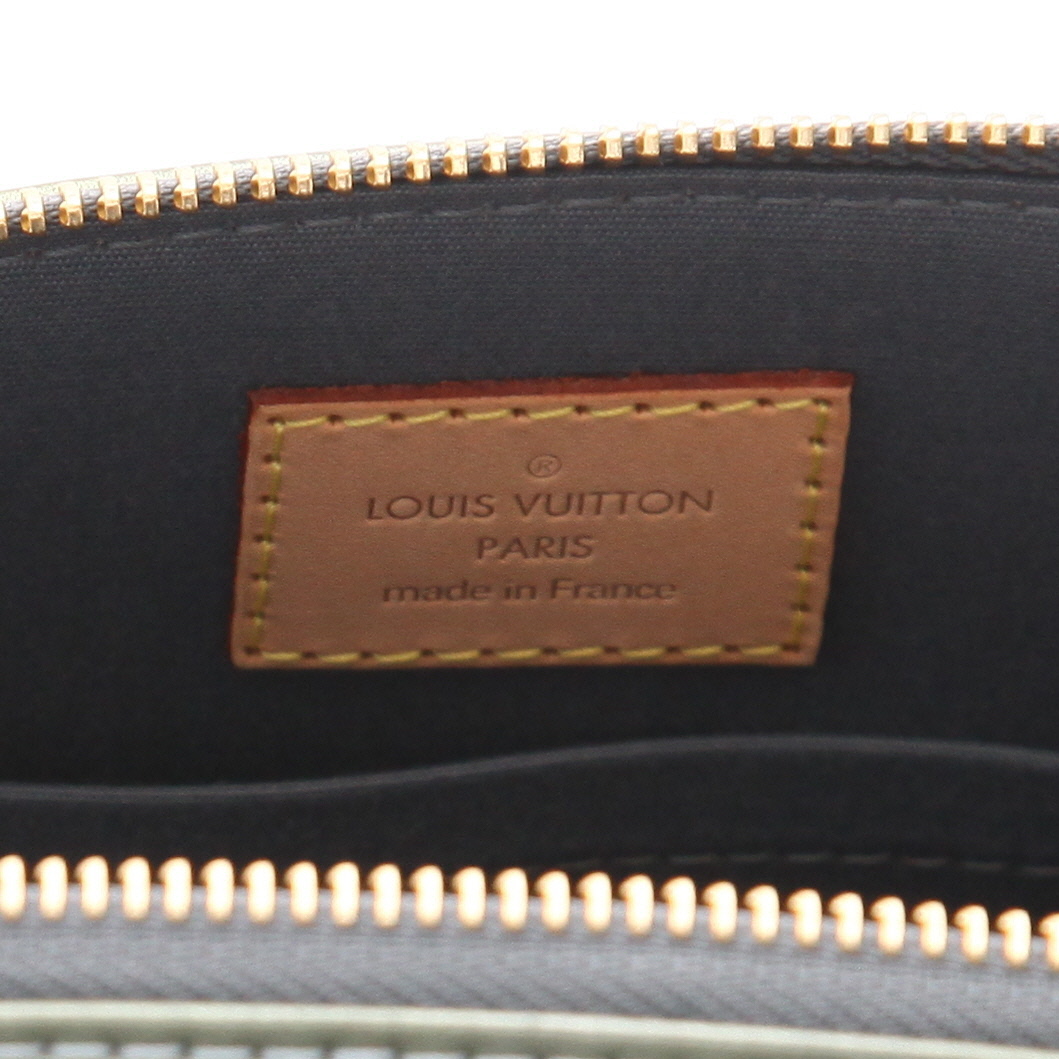 Louis Vuitton  Sherwood handbag  in green monogram patent leather - Detail D2