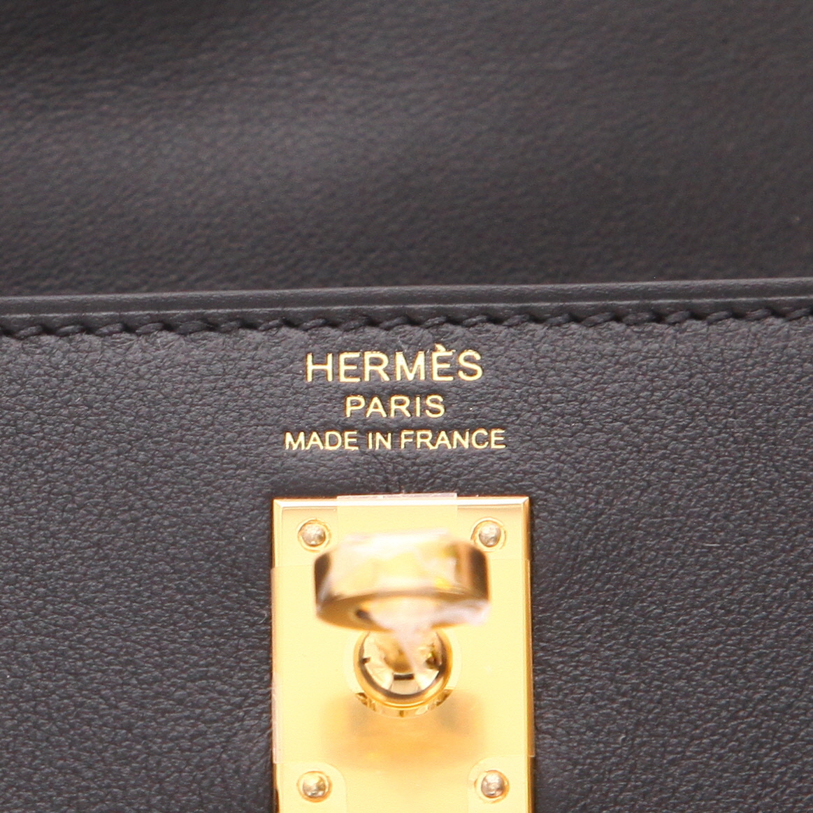 Sac à main Hermès  Kelly 25 cm en cuir Swift noir - Detail D2
