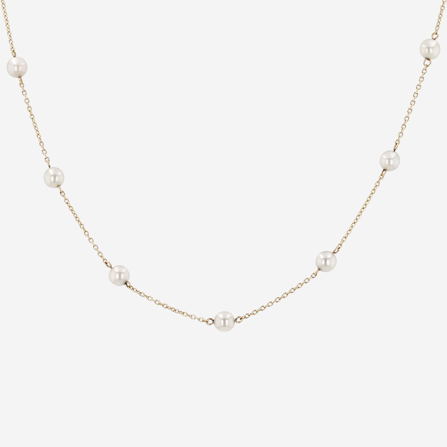 Tasaki  necklace in yellow gold and cultured pearls