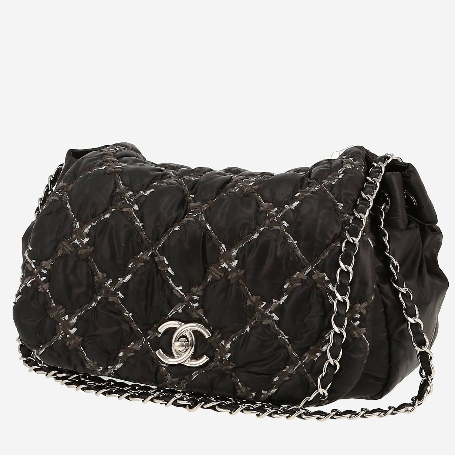 Borsa Chanel   in tela trapuntata nera
