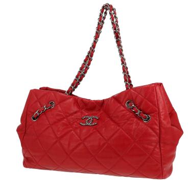 Chanel   handbag  in red quilted grained leather