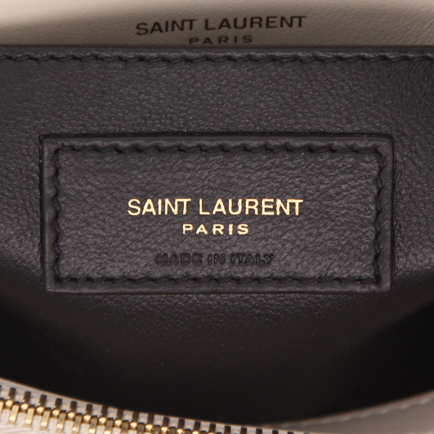 Saint Laurent  Loulou small model  shoulder bag  in white chevron quilted leather - Detail D2