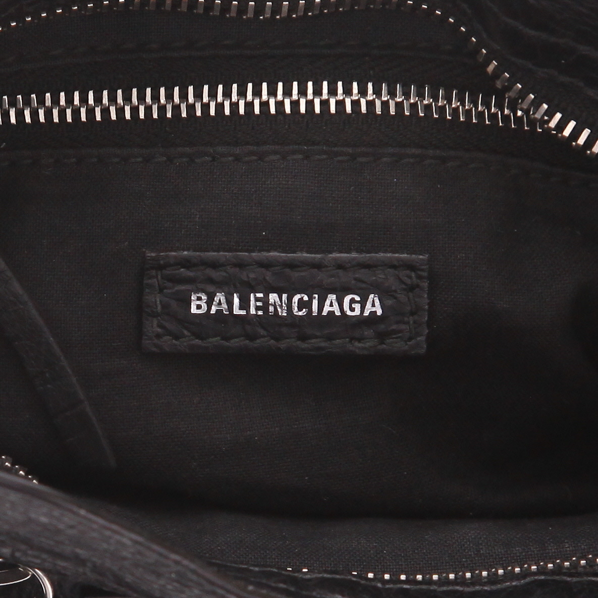 Balenciaga  City shoulder bag  in black leather - Detail D2