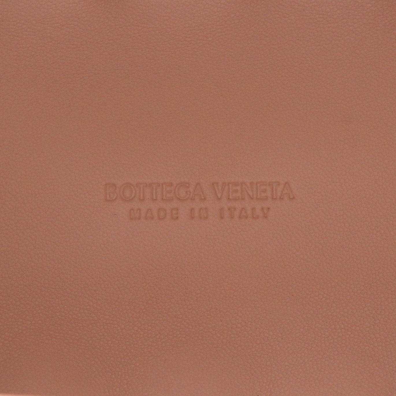 Bottega Veneta Cabat Mini shoulder bag in pink intrecciato leather - Detail D2