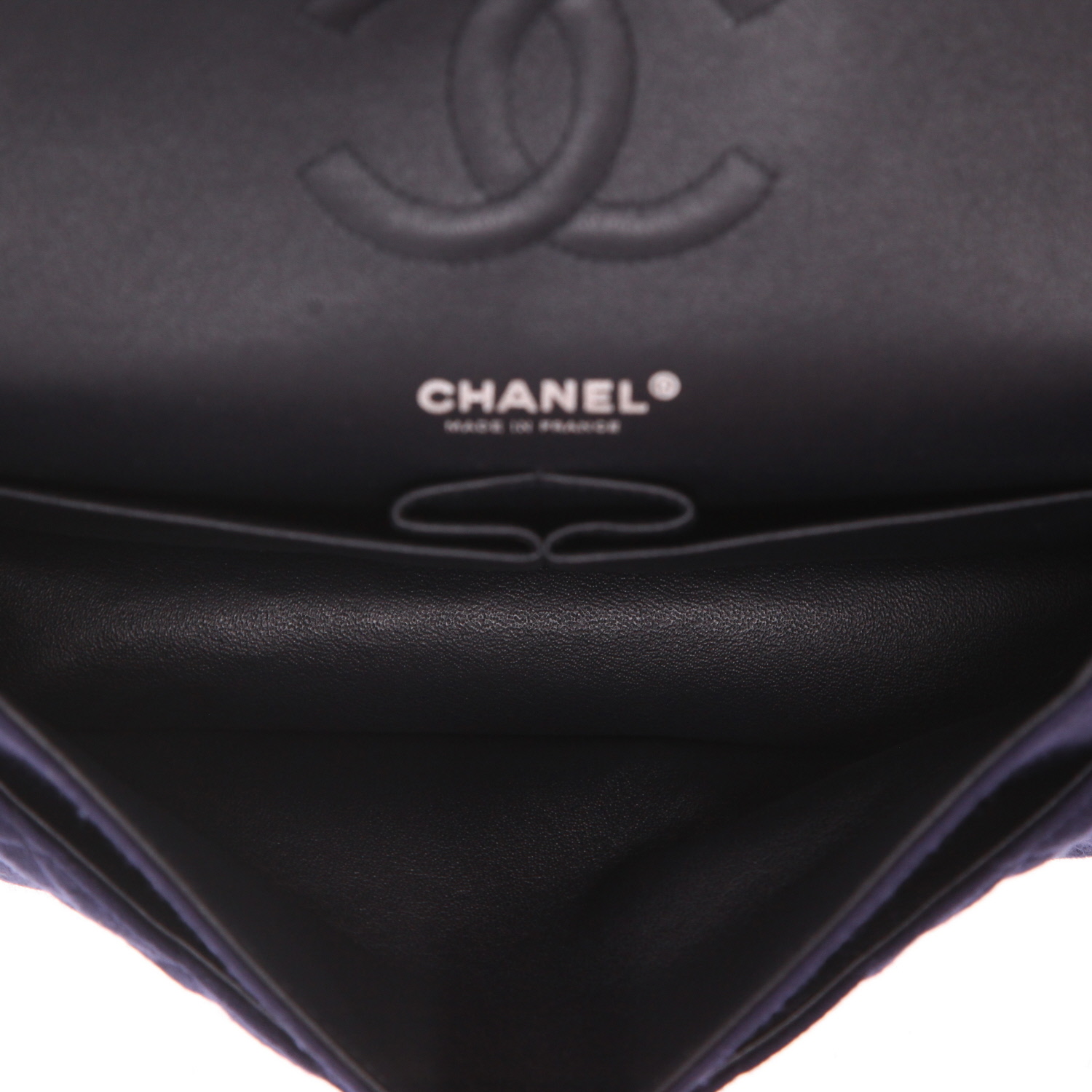 Bolso de mano Chanel  Timeless Classic en jersey azul marino - Detail D3