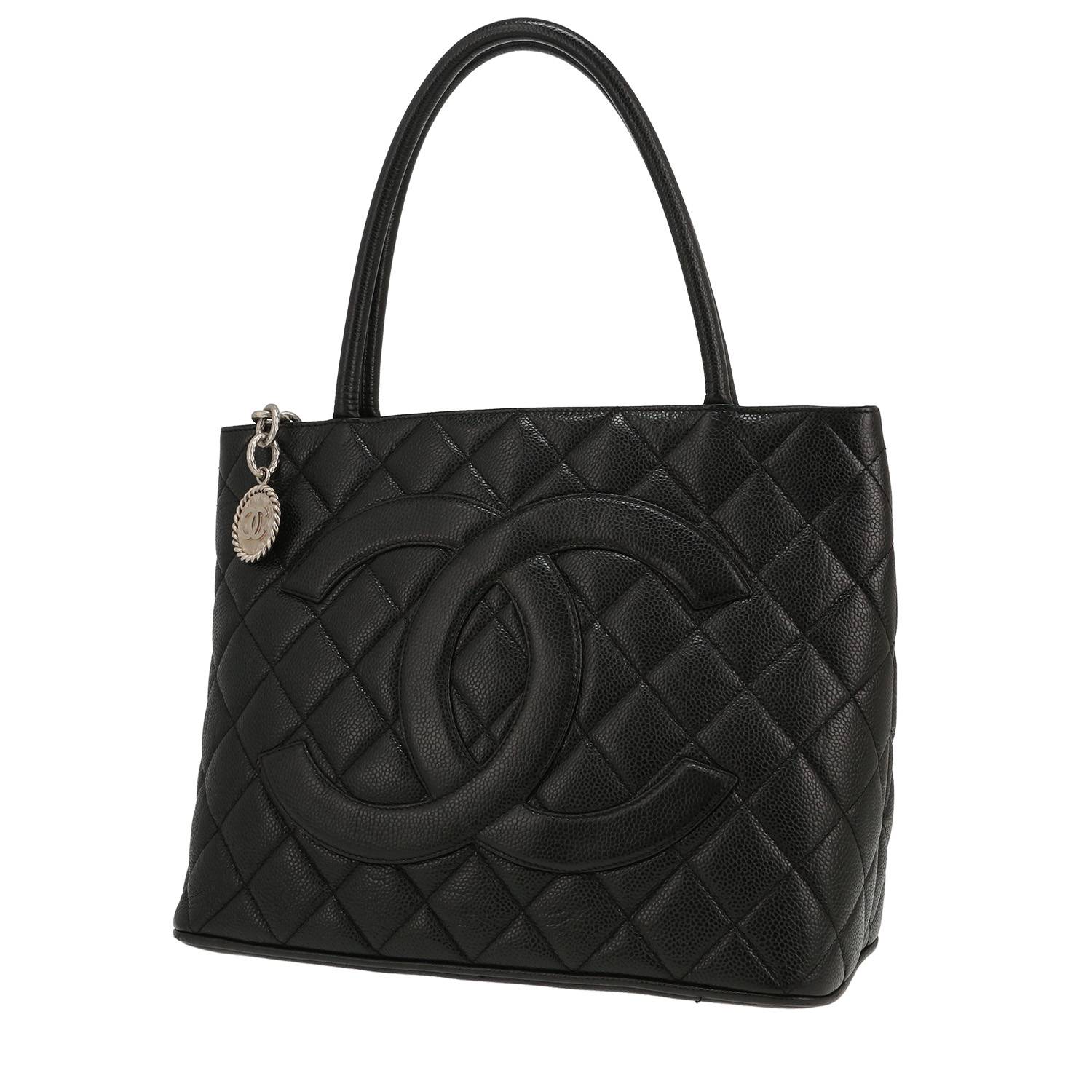 Sac à main Chanel Medaillon en cuir grainé noir