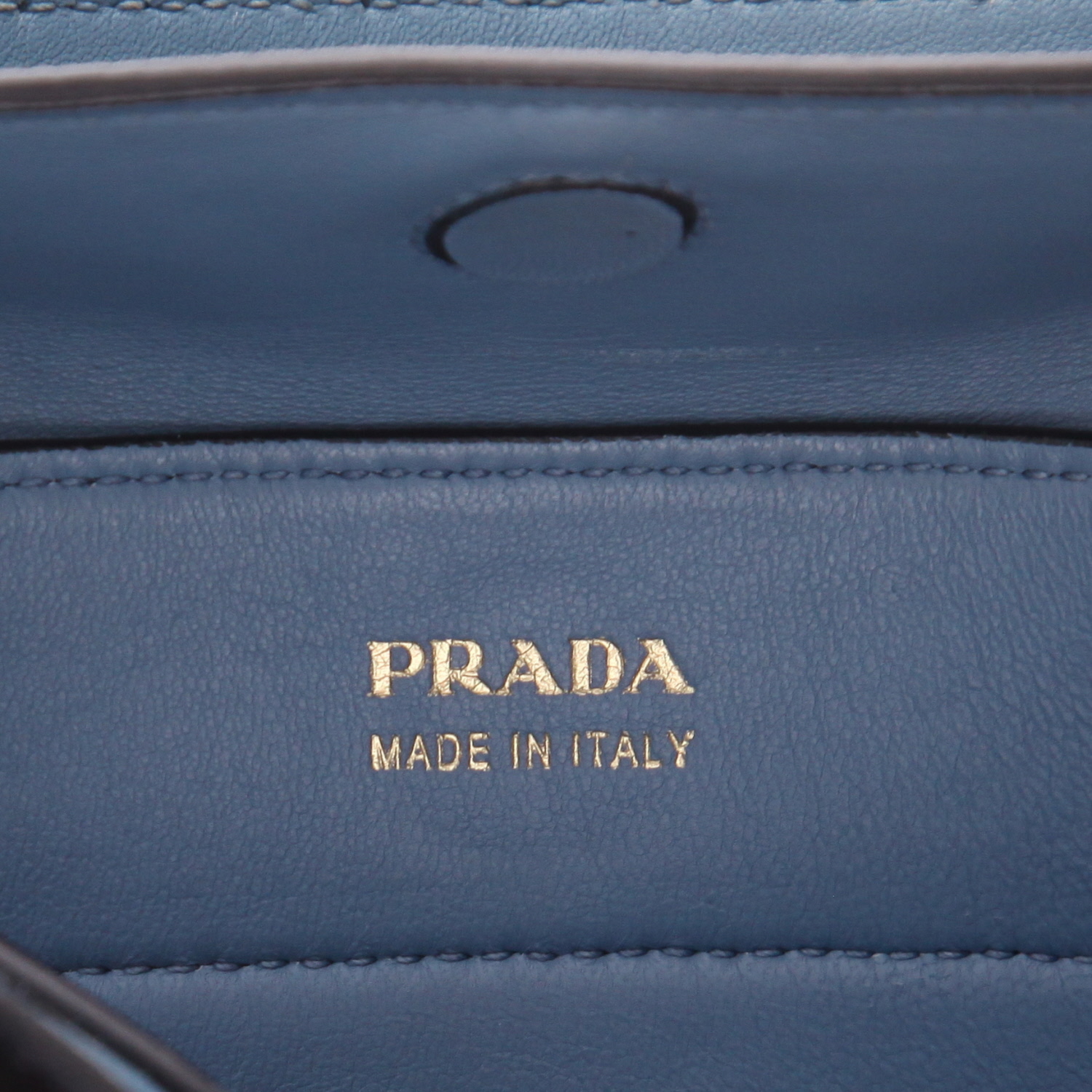 Sac à main Prada  Double en cuir saffiano bleu - Detail D2
