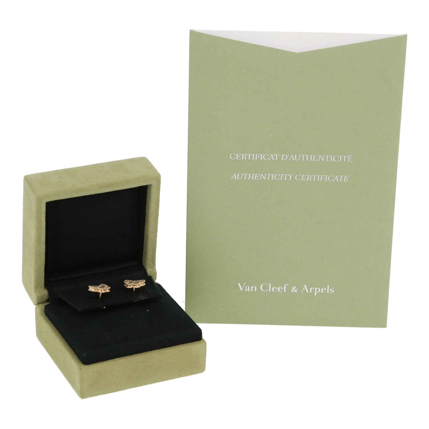 Paire de boucles d'oreilles Van Cleef 
Arpels Sweet Butterflies en or jaune et nacre - Detail D2