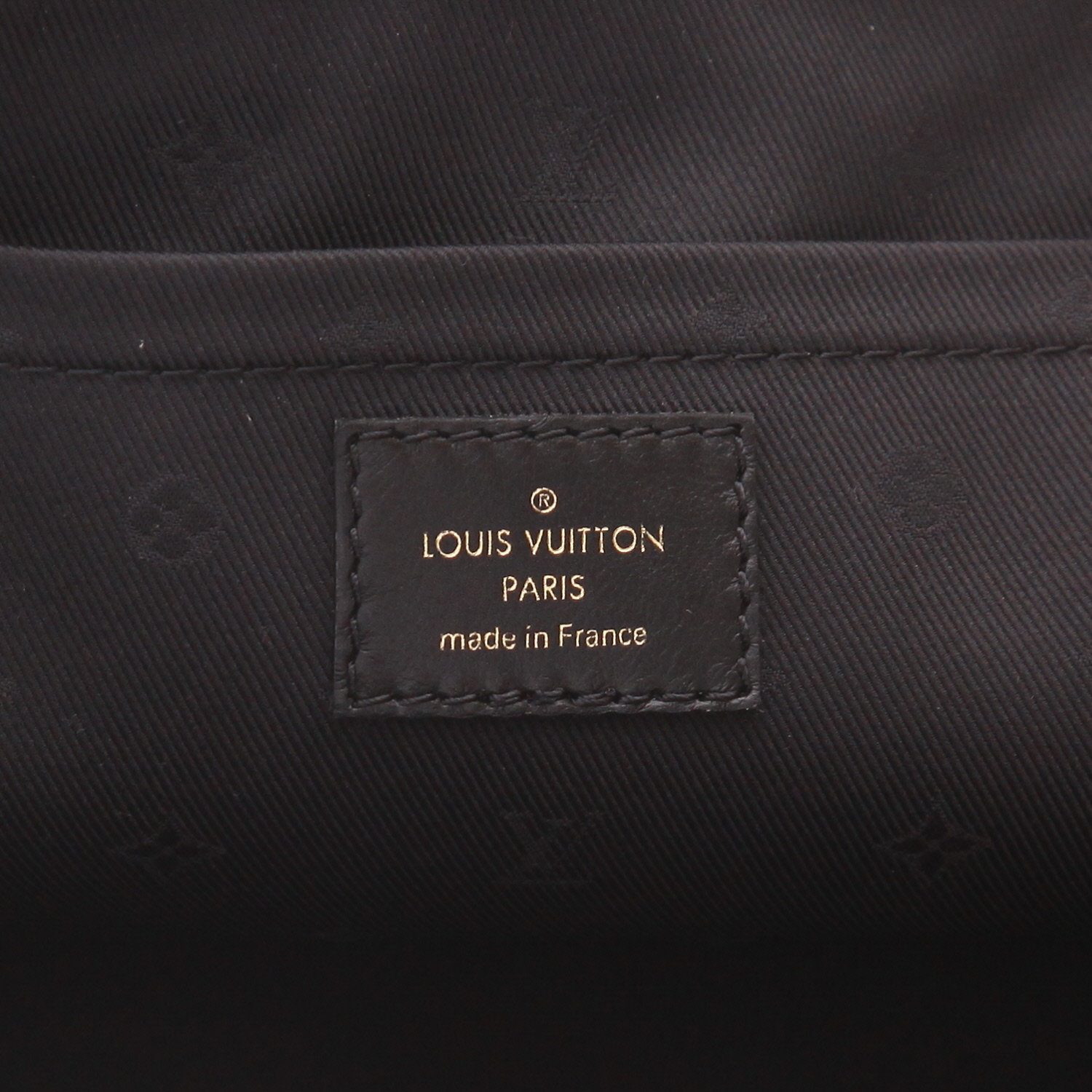 Bolso bandolera Louis Vuitton  Alma BB en cuero Monogram negro - Detail D2