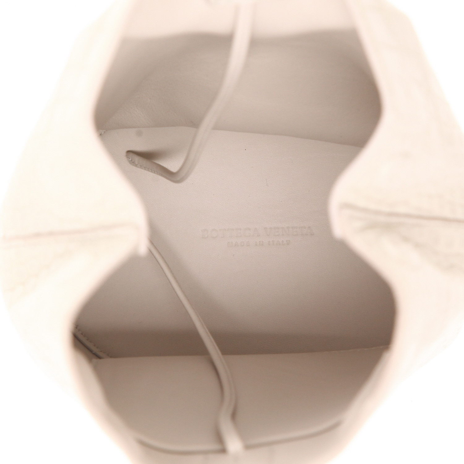 Bolso de mano Bottega Veneta  Drop en aligátor blanco - Detail D3